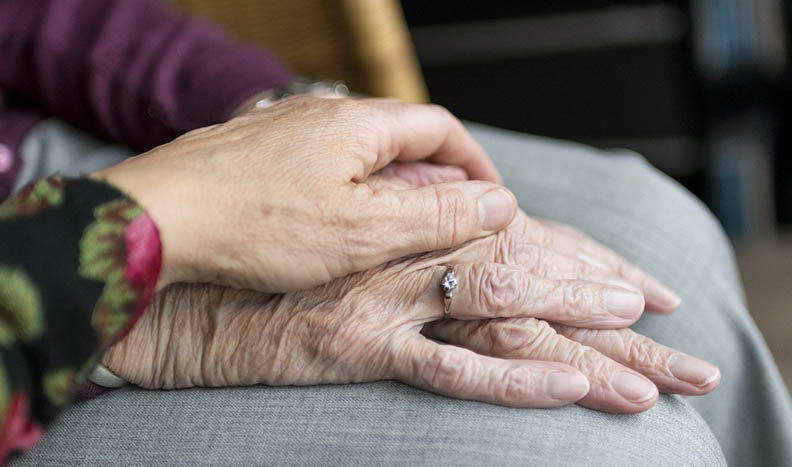 Guarda y custodia a los abuelos maternos